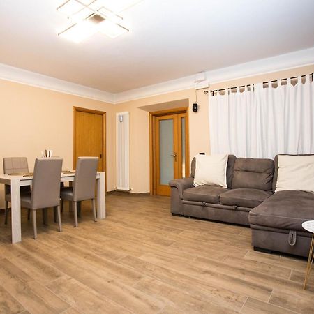 Casa Di Marco E Kaila Hotel Tavullia Eksteriør billede