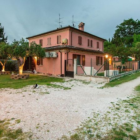 Casa Di Marco E Kaila Hotel Tavullia Eksteriør billede